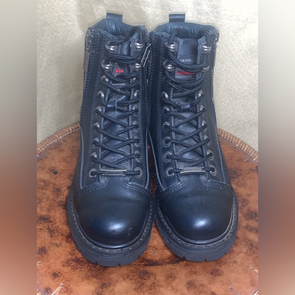 Black Women's Lace-Up Combat Boots - Unknown Brand